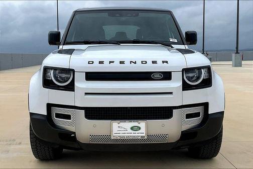 2022 Land Rover Defender 110 Standard