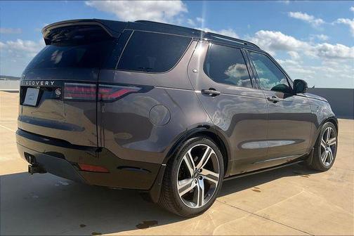 2023 Land Rover Discovery P360 Metropolitan Edition