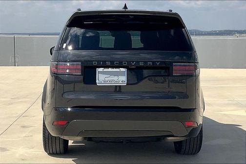 2024 Land Rover Discovery P360 Dynamic SE
