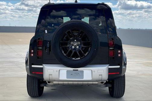 2025 Land Rover Defender 90 P300 S