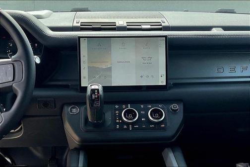 2025 Land Rover Defender 110 P400 X