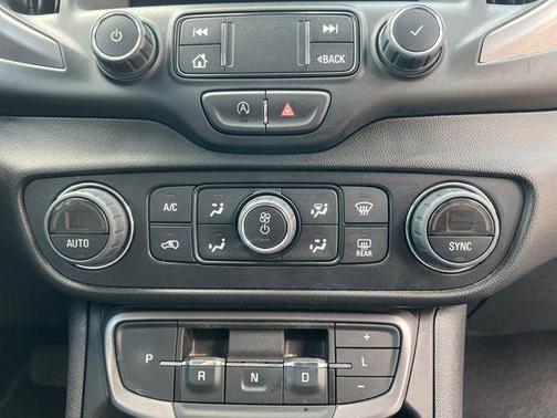 2023 GMC Terrain AWD AT4