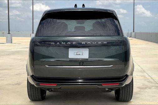 2025 Land Rover Range Rover P400 SE