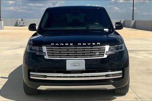 2025 Land Rover Range Rover P550e Autobiography