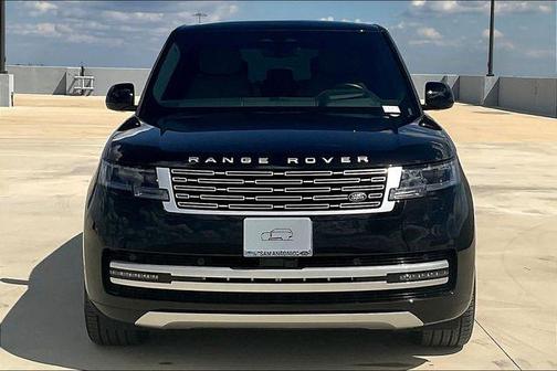 2025 Land Rover Range Rover P550e Autobiography