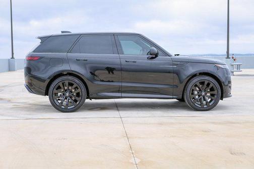 2025 Land Rover Range Rover Sport SE