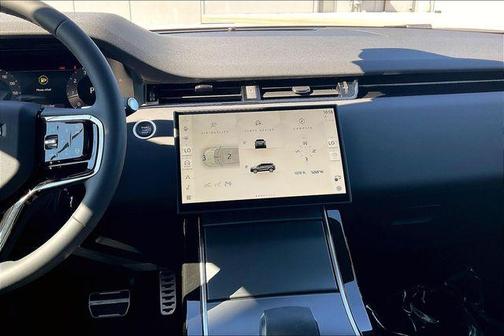 2025 Land Rover Range Rover Evoque Dynamic SE