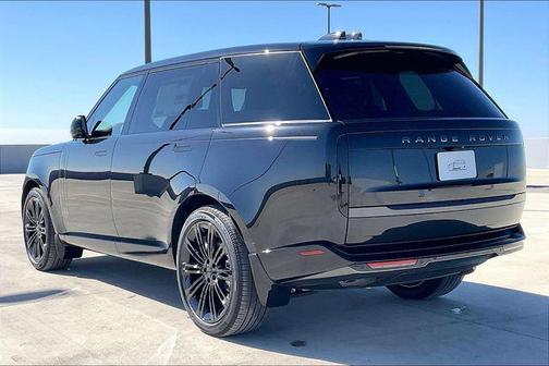 2026 Land Rover Range Rover P400 SE 7 Seat