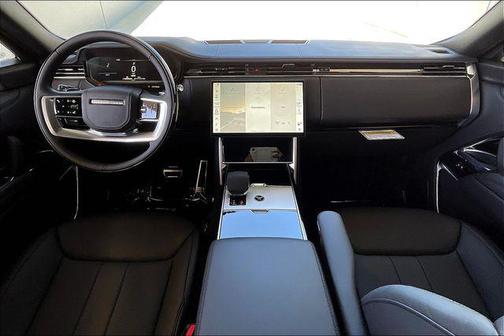 2025 Land Rover Range Rover P550e SE