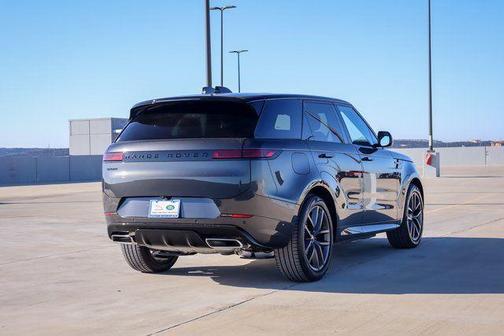 2025 Land Rover Range Rover Sport SE