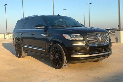2022 Lincoln Navigator Standard