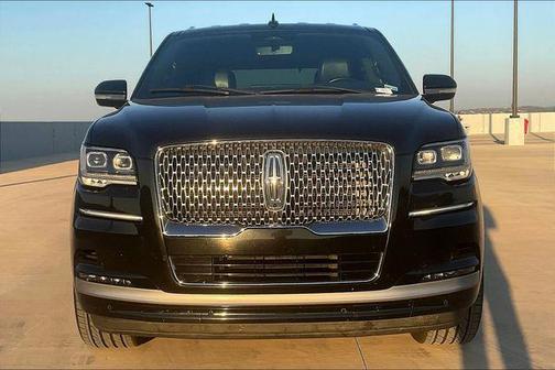 2022 Lincoln Navigator Standard