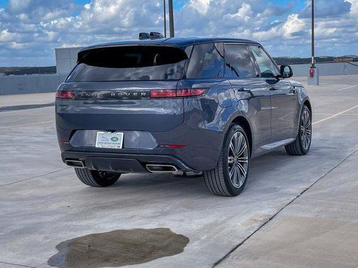 2025 Land Rover Range Rover Sport SE