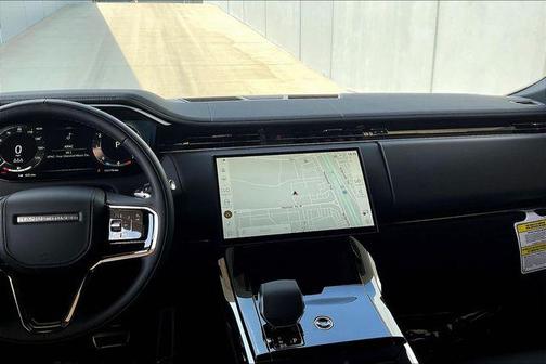 2025 Land Rover Range Rover Sport SE