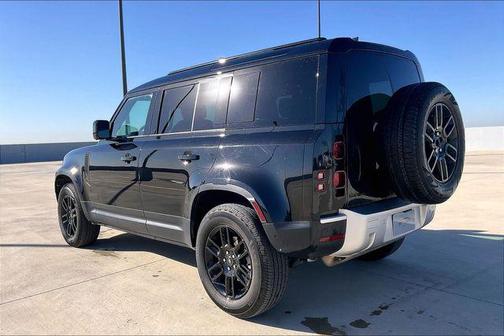 2025 Land Rover Defender 110 P300