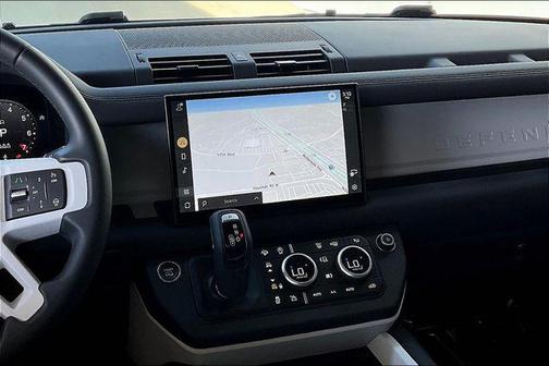 2025 Land Rover Defender 110 P400 S