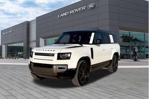 2025 Land Rover Defender 130 P400 X-Dynamic SE