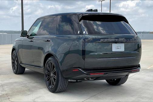 2025 Land Rover Range Rover P530 SE