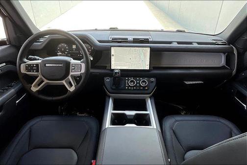 2025 Land Rover Defender 110 P400 S