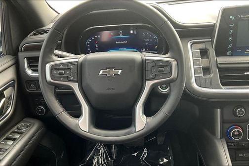 2022 Chevrolet Suburban 4WD Z71