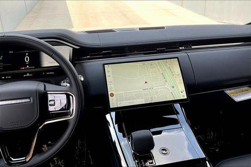 2025 Land Rover Range Rover Sport SE