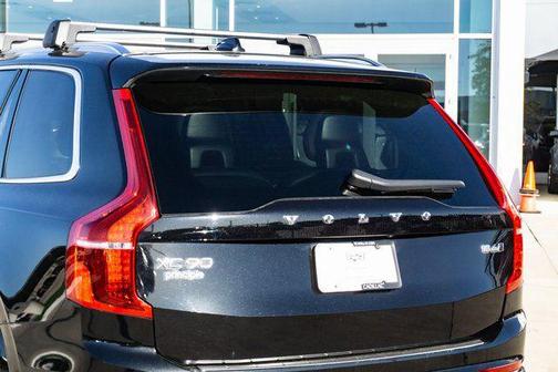 2023 Volvo XC90 B6 Core