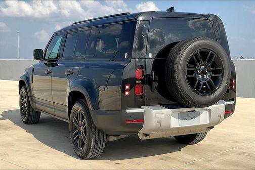 2025 Land Rover Defender 130 P300 S