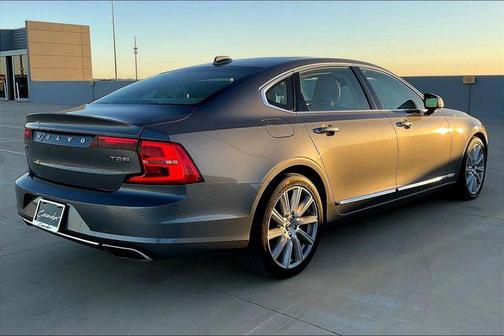 2018 Volvo S90 T8 Inscription