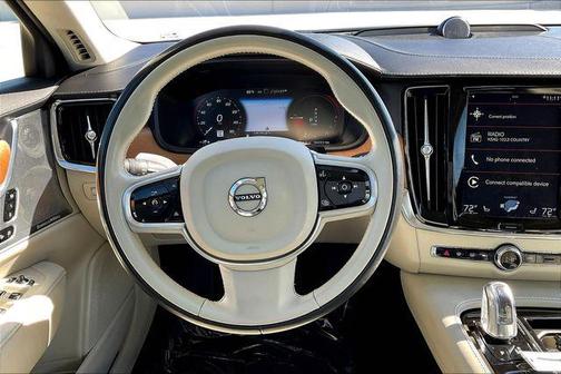 2018 Volvo S90 T8 Inscription