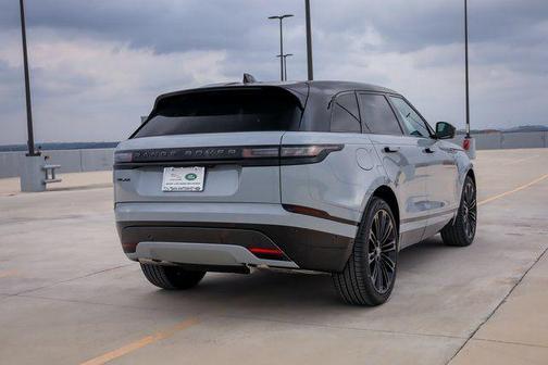2026 Land Rover Range Rover Velar P250 SE R-Dynamic