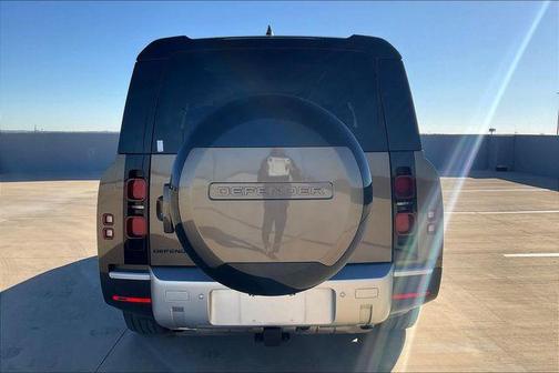 2024 Land Rover Defender 130 P300 S