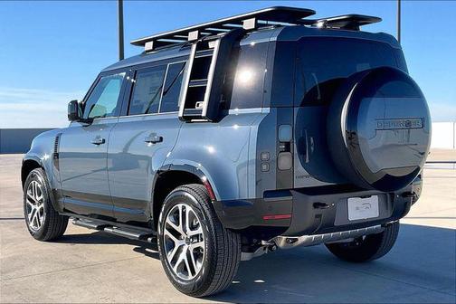 2026 Land Rover Defender P400 X-Dynamic SE