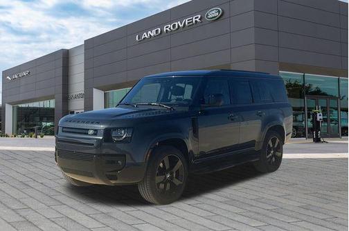 2025 Land Rover Defender V8