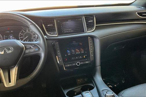 2024 INFINITI QX55 LUXE