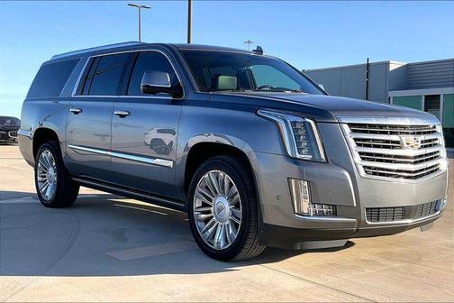 2018 Cadillac Escalade ESV Platinum