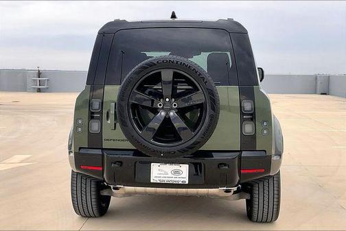 2026 Land Rover Defender P400 X-Dynamic SE