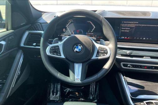 2024 BMW X6 xDrive40i