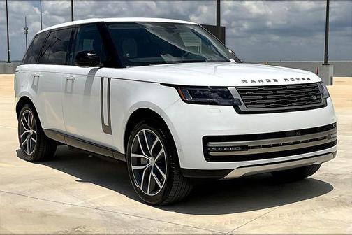 2025 Land Rover Range Rover P550e SE