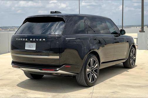 2024 Land Rover Range Rover P400 SE