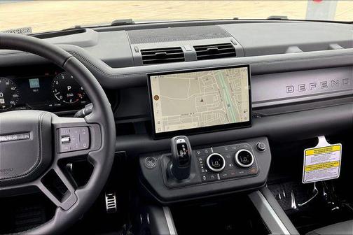 2025 Land Rover Defender 110 P400 X