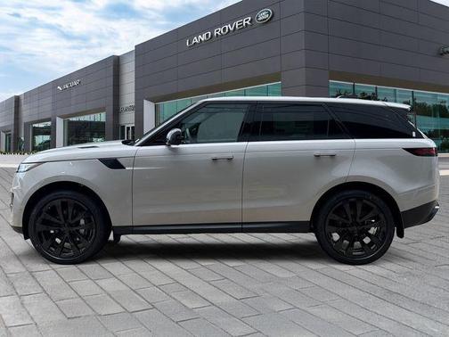 Borasco Grey Metallic 2026 Land Rover Range Rover Sport SE