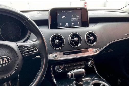 2018 Kia Stinger Base