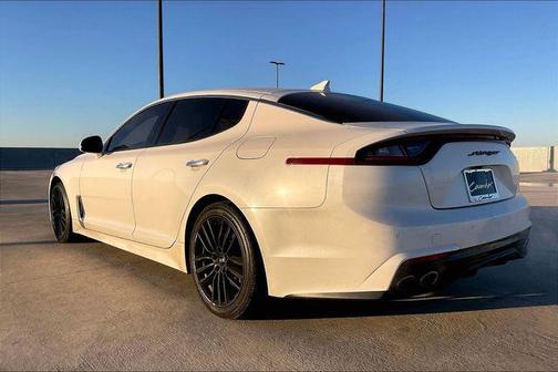 2018 Kia Stinger Base