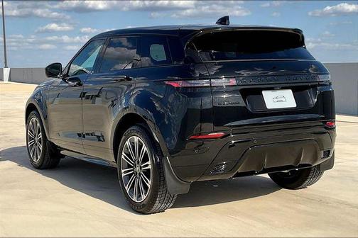 2026 Land Rover Range Rover Evoque Dynamic SE