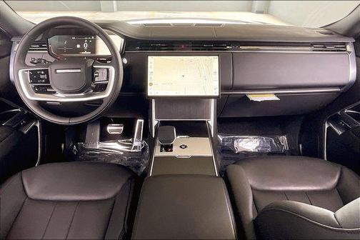 2025 Land Rover Range Rover P400 SE