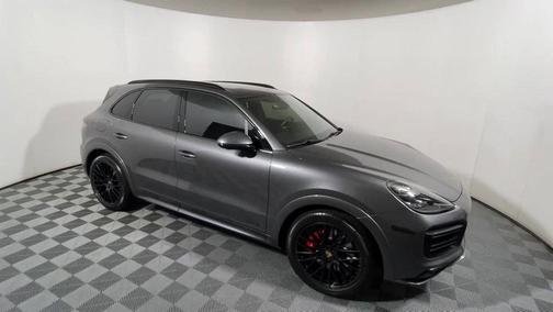 2021 Porsche Cayenne GTS