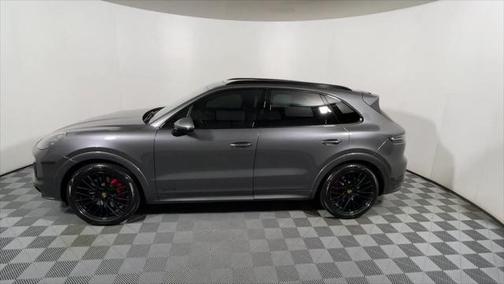 2021 Porsche Cayenne GTS