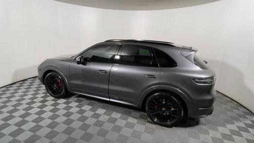2021 Porsche Cayenne GTS