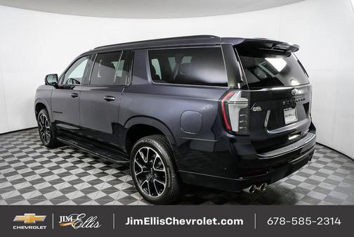2025 Chevrolet Suburban RST