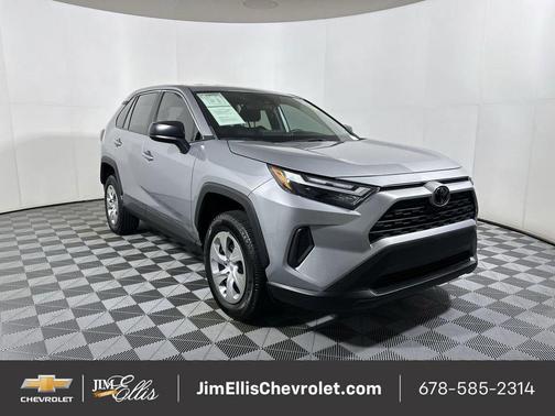 2023 Toyota RAV4 LE